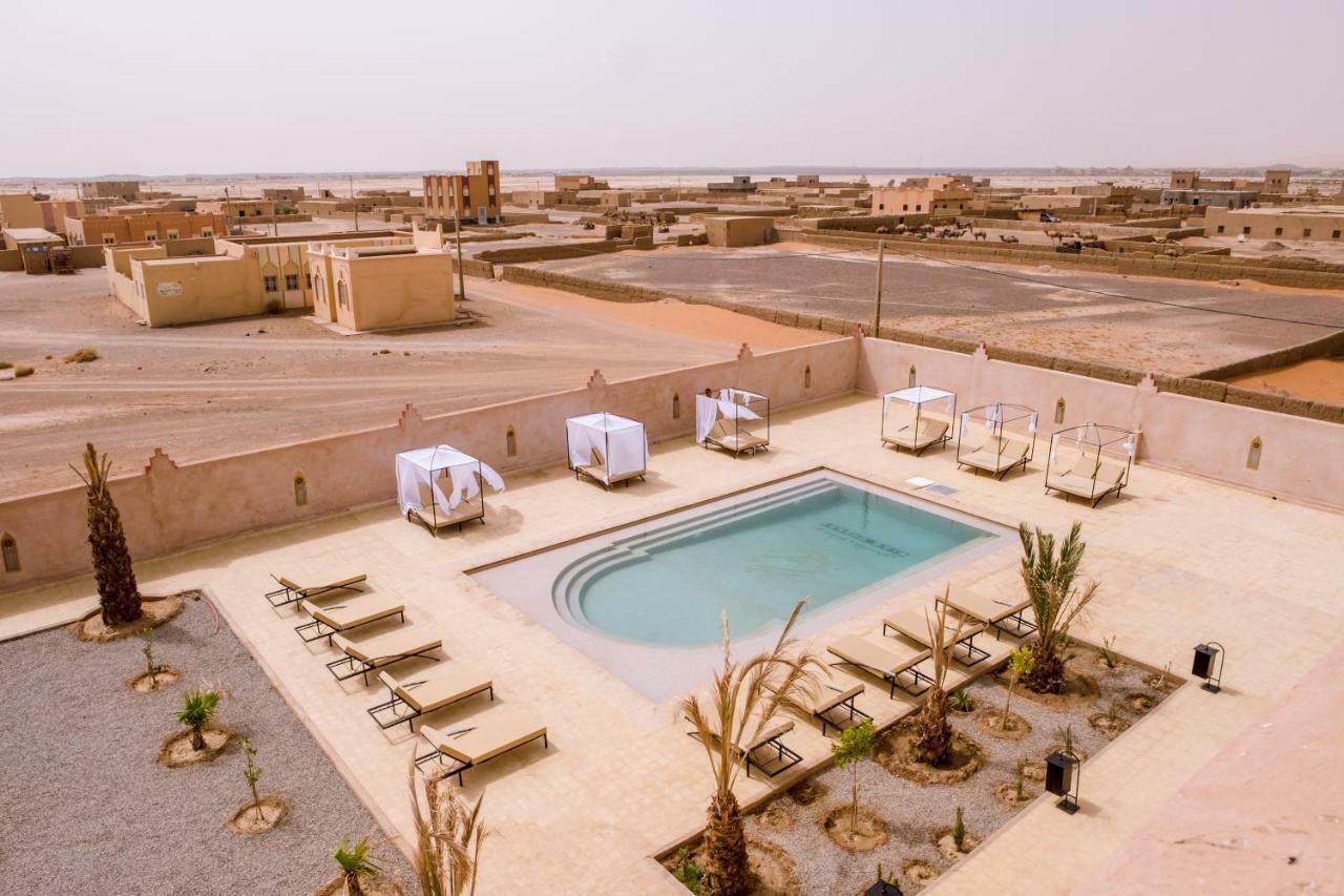 Riad Chebbi 梅尔祖卡 外观 照片